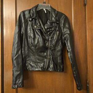 Free People Vegan Leather Black Biker Jacket Zip Pockets Moto Womens Size 6